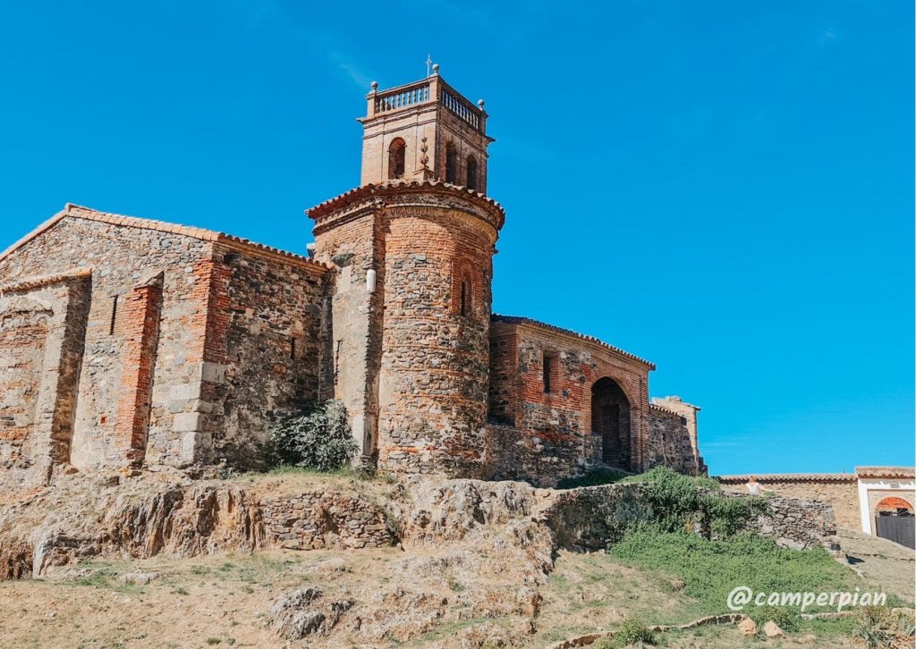 Mezquita de Almonaster la real. Ruta en autocaravana por la Sierra de Aracena y Picos de Aroche
