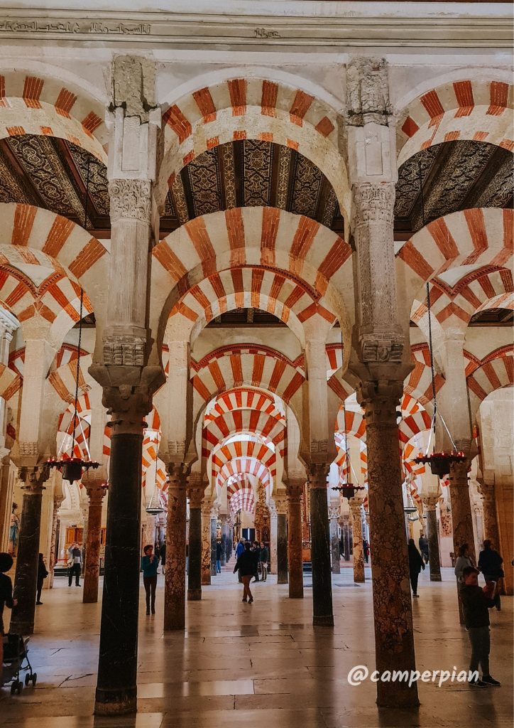 Interior de la Mezquita de Córdoba
